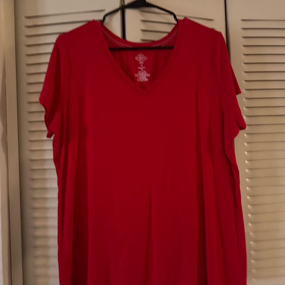 St. John's Bay Red Short Sleeve V-Neck Top